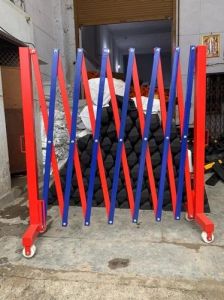 Mild Steel Expandable Road Barrier