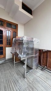 Laminar Air Flow Cabinets