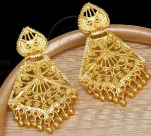 18K Gold Dangler Style Earring