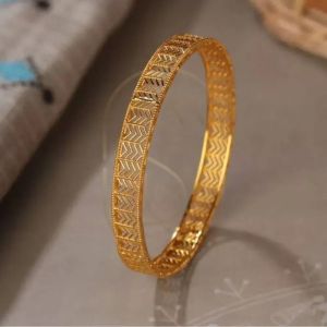 22K Gold Filigree Tail Bangle