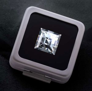 Carre Cut Diamond