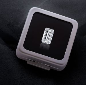 Emerald Cut Diamond