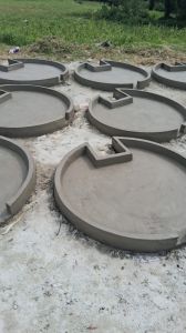 RCC Precast Water Hand Pumpe  Palteform
