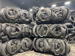 Us Bales Scrap Tyre