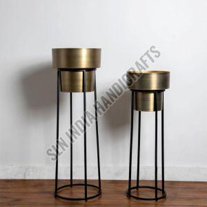 Round Metal Indoor Decorative Planter Set