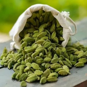 Whole Green Cardamom
