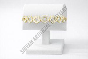 Crystal Star Shaped Studded Bangle