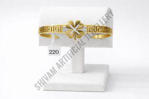 Four Leaf Clover Design Gold Plated Bangle