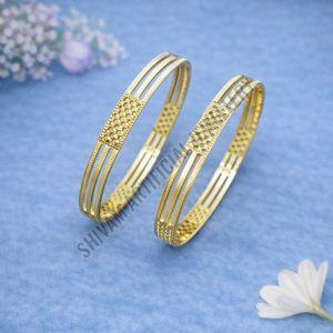 Gold Plated Textured Crossover Bangles Set