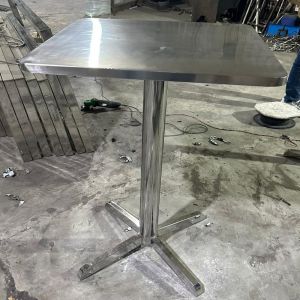 Stainless Steel Restaurant Table
