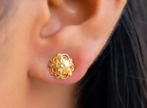 Ladies Party Wear Stud Earrings