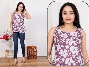 Ladies Sleeveless Cotton Short Kurti