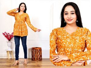 Ladies Full Sleeves Rayon Short Kurti