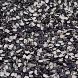 Split Black Urad Dal