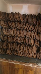 Round Cow Dung Cake