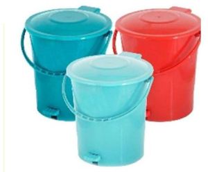 Plastic Pedal Dustbin