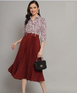 Regular Fit Printed Top and Solid Maroon Skirt Set for Women