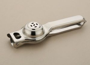 180 Gm Stainless Steel Lemon Squeezer