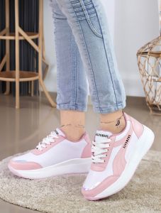 Comfortable Ladies Sports Shoes