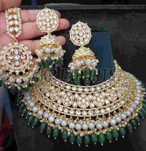 Wedding Wear Golden Kundan Necklace Set