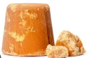 A Grade Organic Jaggery Cube