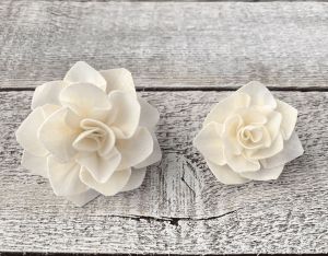 Abigail Sola Wood Flower