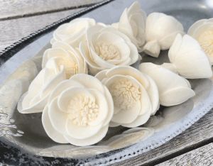 Luna Sola Wood Flower