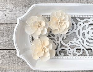 Maria Sola Wood Flower