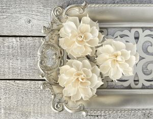 Snow White Sola Wood Flower