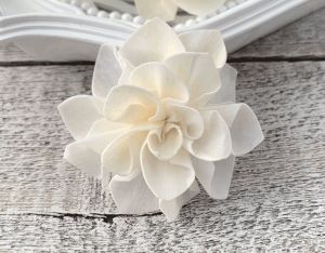 Abigail Sola Wood Flower