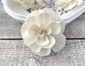 Maria Sola Wood Flower