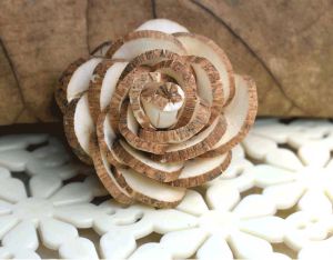 Prime Rose Sola Wood Flower