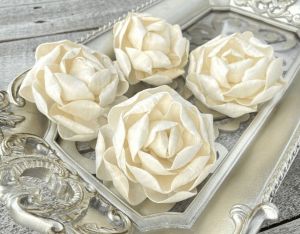 Royal Queen Sola Wood Flower