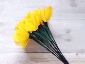Yellow Poppy Net Flower Bunches