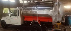 2000 Litre Stainless Steel Road Milk Tanker