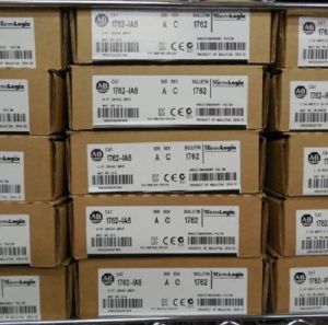 Allen Bradley 1762-IA8 PLC