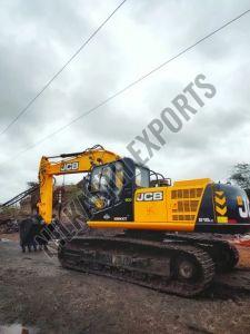 Excavator With Rock Breaker Rental Service