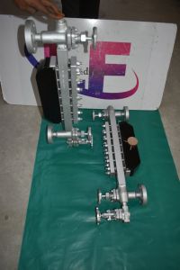 Transparent Level Gauge with Illuminator