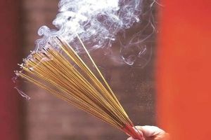 Sandalwood Incense Sticks
