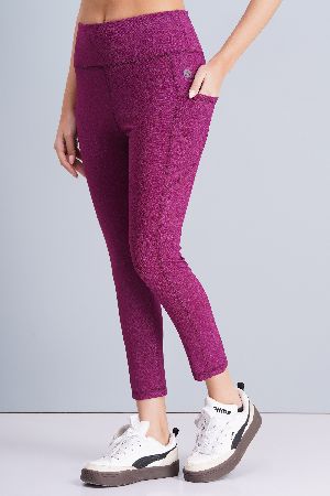 D Pocket Ladies Tights