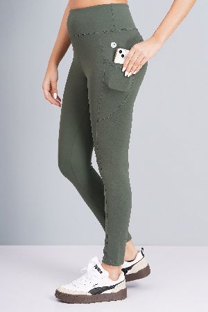 D Pocket Ladies Tights