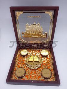 Satinam Shree Gurudawa Gold Plated Photo Frame Box