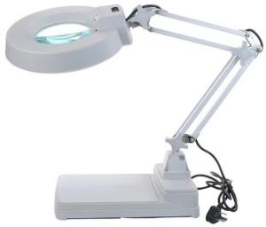 Supreme White Magnifying Desk Lamp