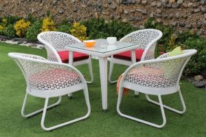 4 Seater HDPE Rattan Garden Dinning Set