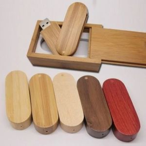 Wooden USB Flash Drive Case