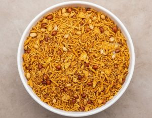 spicy mixture namkeen