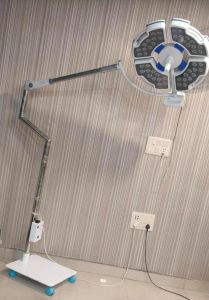 Adjustable Mobile LED OT Examination Light