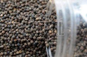 Exquisite Spice White & Black Pepper Combo