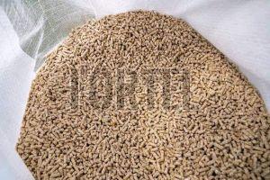 GrowStrong Poultry Diet