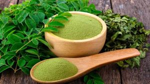 Raw Moringa Powder